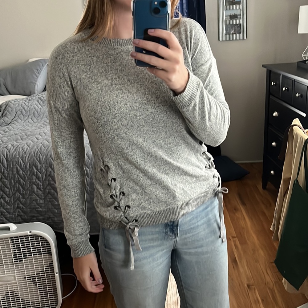 Pink Rose Gray Braided Ribbon Sweater